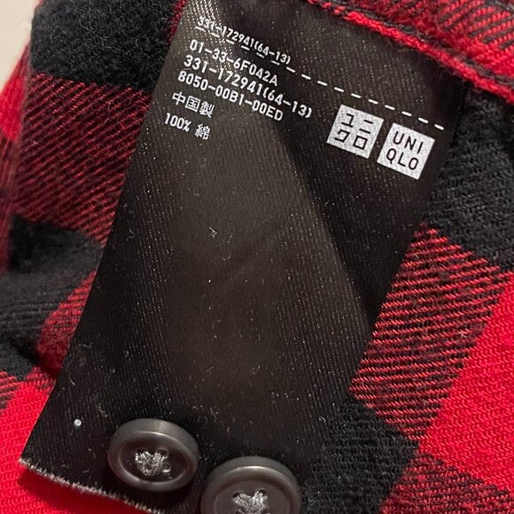 UNIQLO Men's Buffalo Check Flannel Shirt - Red/Black - Size L - Picture 7 of 9